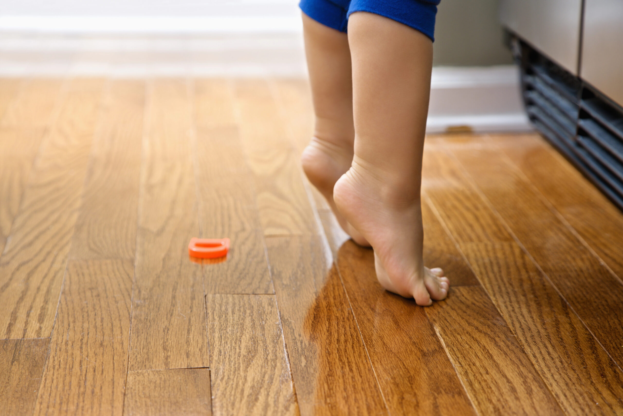 Toe Walking in Toddlers: Causes and When to Worry